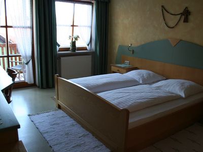 geräumige Zimmer