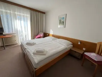 Doppelzimmer für 3 Personen (17 m²) in Obsteig 9/10