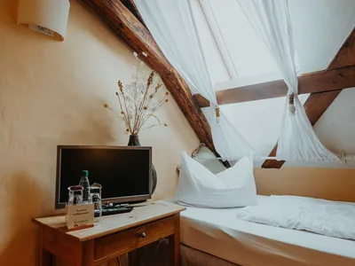 Doppelzimmer für 2 Personen (10 m²) in Oppurg 4/10
