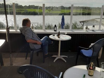 Panorama-Terrasse mit Blick auf die Oste