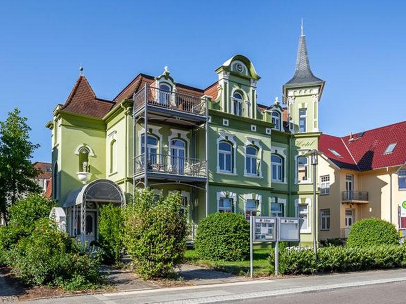 21859799-Doppelzimmer-4-Ostseebad Kühlungsborn-800x600-0