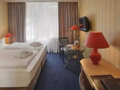 Doppelzimmer für 3 Personen (28 m²) in Ostseebad Kühlungsborn 6/8