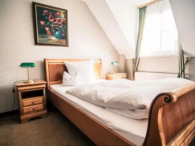 Doppelzimmer für 3 Personen (32 m²) in Overath 8/9