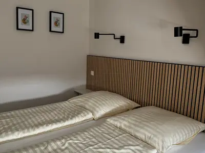 Doppelzimmer für 2 Personen (18 m²) in Papenburg 2/6