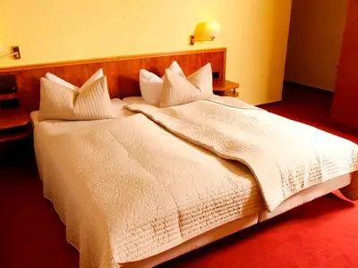 Doppelzimmer für 3 Personen (20 m²) in Parchim 5/8