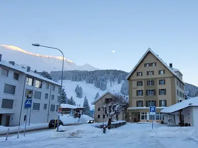 Doppelzimmer für 2 Personen (20 m²) in Parpan 5/10