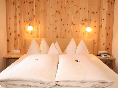 Doppelzimmer für 4 Personen (30 m²) in Pertisau 5/8