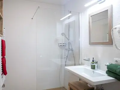 Doppelzimmer für 2 Personen (20 m²) in Pertisau 7/9
