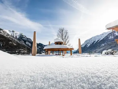 Doppelzimmer für 2 Personen (30 m²) in Pertisau 6/10