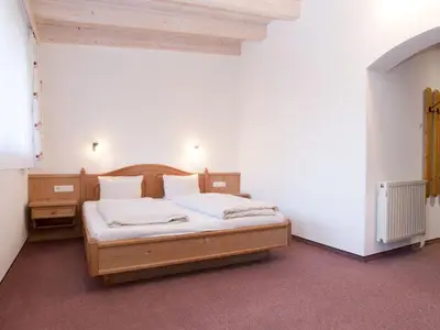 Doppelzimmer für 2 Personen (18 m²) in Pertisau 4/6
