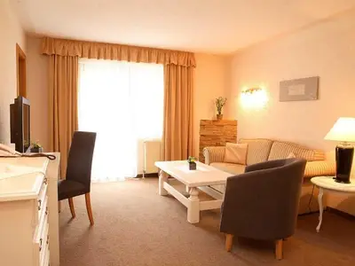 Doppelzimmer für 4 Personen (30 m²) in Pertisau 5/10