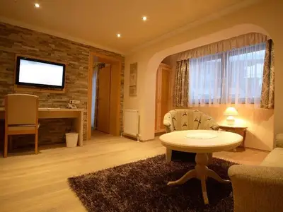 Doppelzimmer für 4 Personen (30 m²) in Pertisau 6/10