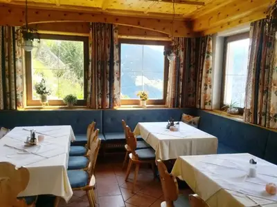 Doppelzimmer für 3 Personen in Pfunds 3/10