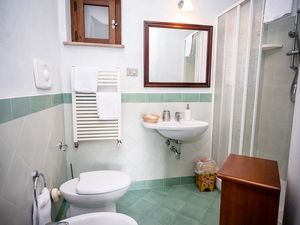 23925451-Doppelzimmer-2-Pisciotta-300x225-4