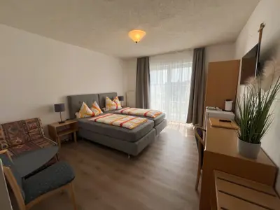 Doppelzimmer für 2 Personen (27 m²) in Pleinfeld 8/9