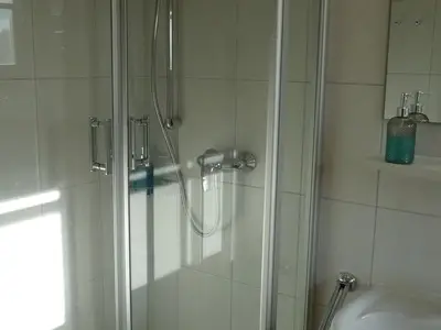 Doppelzimmer für 2 Personen (40 m²) in Poppenhausen 9/10