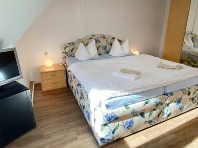 Doppelzimmer für 2 Personen (25 m²) in Prerow 7/10