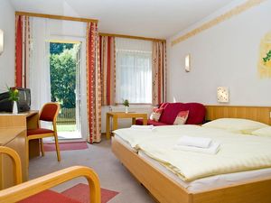 23310658-Doppelzimmer-2-Raabs an der Thaya-300x225-1