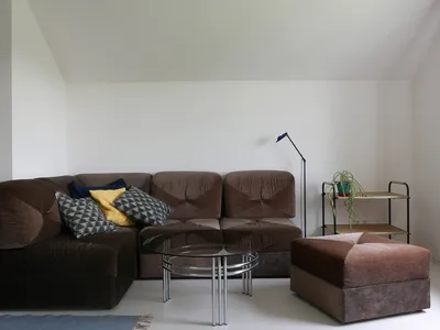Zimmer Oben Couch