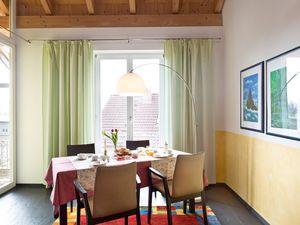 18560093-Doppelzimmer-2-Radolfzell am Bodensee-300x225-3