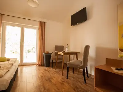Doppelzimmer für 4 Personen (18 m²) in Ralbitz-Rosenthal 8/10