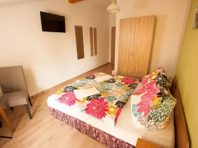 Doppelzimmer für 3 Personen (18 m²) in Ralbitz-Rosenthal 7/10