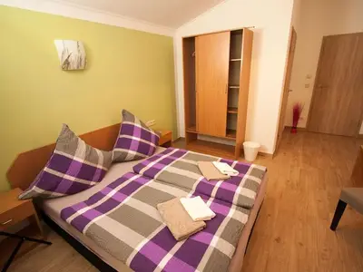 Doppelzimmer für 2 Personen (18 m²) in Ralbitz-Rosenthal 9/10