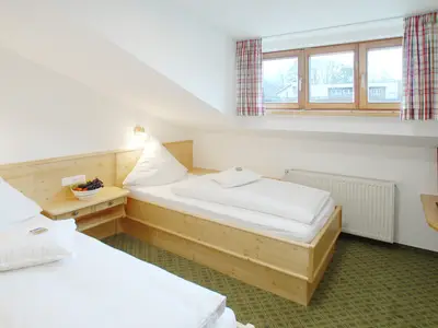 2. Schlafzimmer