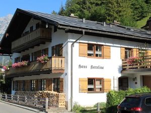 23307457-Doppelzimmer-3-Ramsau-300x225-1