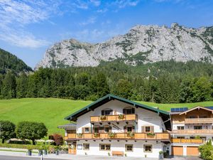 23307535-Doppelzimmer-4-Ramsau-300x225-1