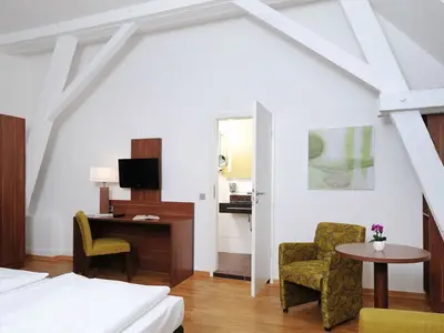 Doppelzimmer für 3 Personen in Rastatt 4/5