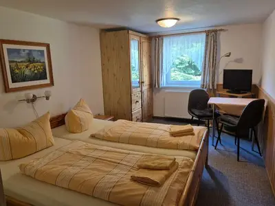 Doppelzimmer für 3 Personen (15 m²) in Rechenberg-Bienenmühle 7/10