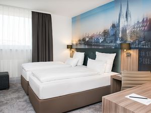 18926754-Doppelzimmer-2-Regensburg-300x225-4