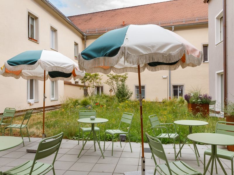 23380179-Doppelzimmer-2-Regensburg-800x600-2