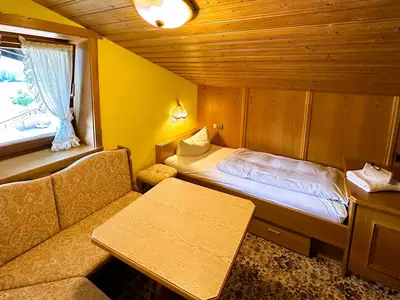 Schlafbereich Kinder/Wohnbereich