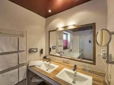 De Luxe Suite inklusive Einzelzimmer