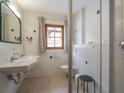 Bad Komfortdoppelzimmer