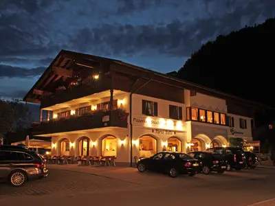 Gästehaus Angerer am Abend
