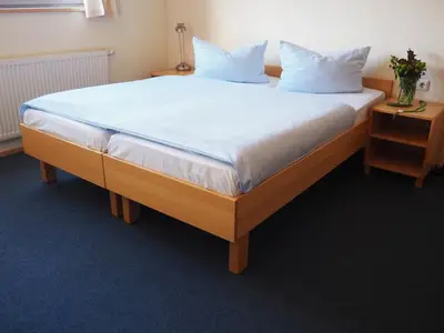 Doppelzimmer für 2 Personen (18 m²) in Schwerin 2/10
