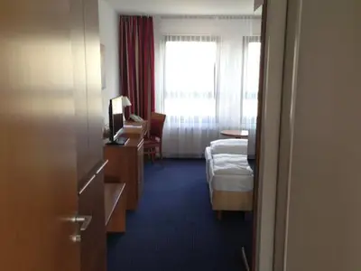 Doppelzimmer für 3 Personen in Reutlingen 3/5