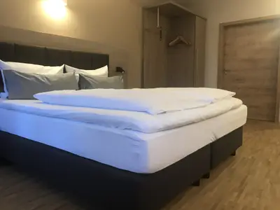 Zimmer 12