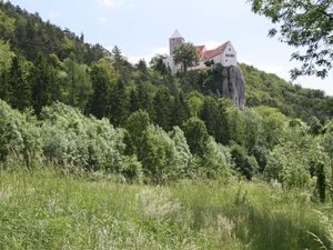 18574060-Doppelzimmer-2-Riedenburg-300x225-5