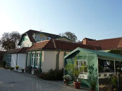 Doppelzimmer für 3 Personen (23 m²) in Riethnordhausen 6/10