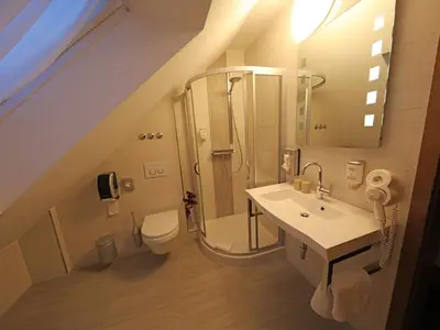 Doppelzimmer für 2 Personen (24 m²) in Ronneburg 7/7