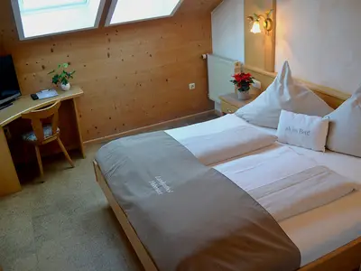 Doppelzimmer mit Dachschräge Beispiel