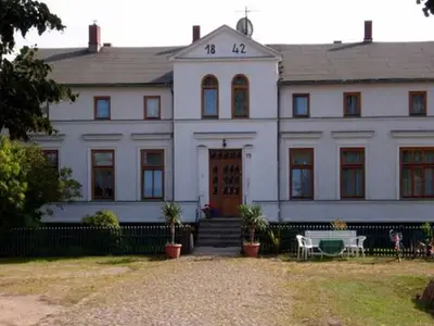 Doppelzimmer für 4 Personen (50 m²) in Rostock 2/10