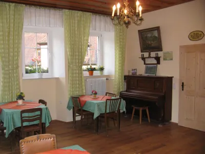 Doppelzimmer für 2 Personen (25 m²) in Rothenburg ob der Tauber 4/10