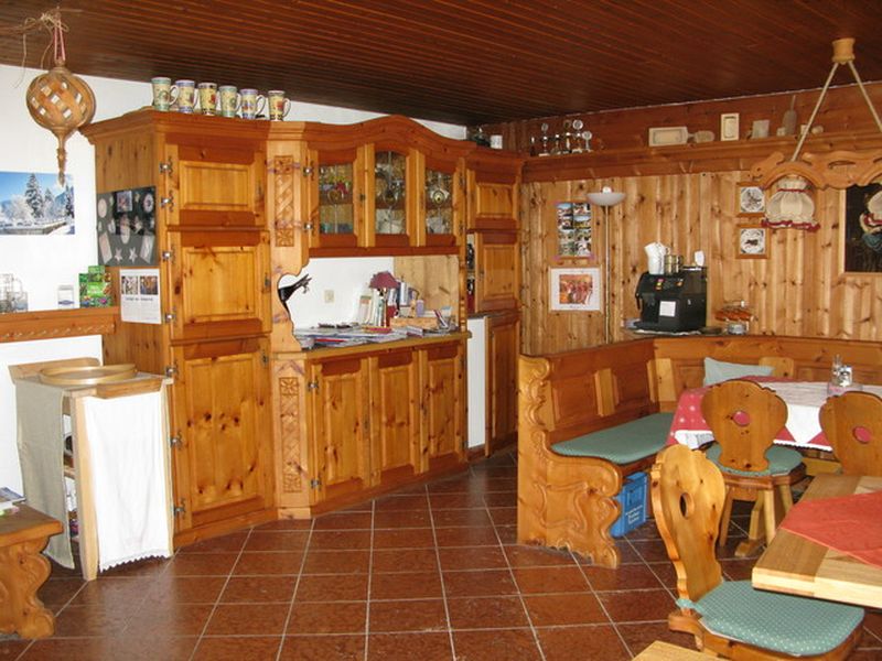 18368864-Doppelzimmer-4-Rottach-Egern-800x600-2