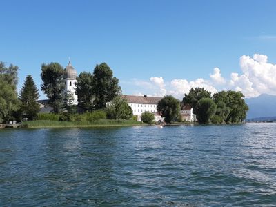 Umgebung - Chiemsee mit Fraueninsel