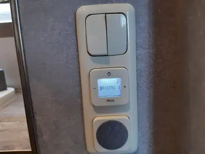 Badezimmer - Radio - Zimmer Esche